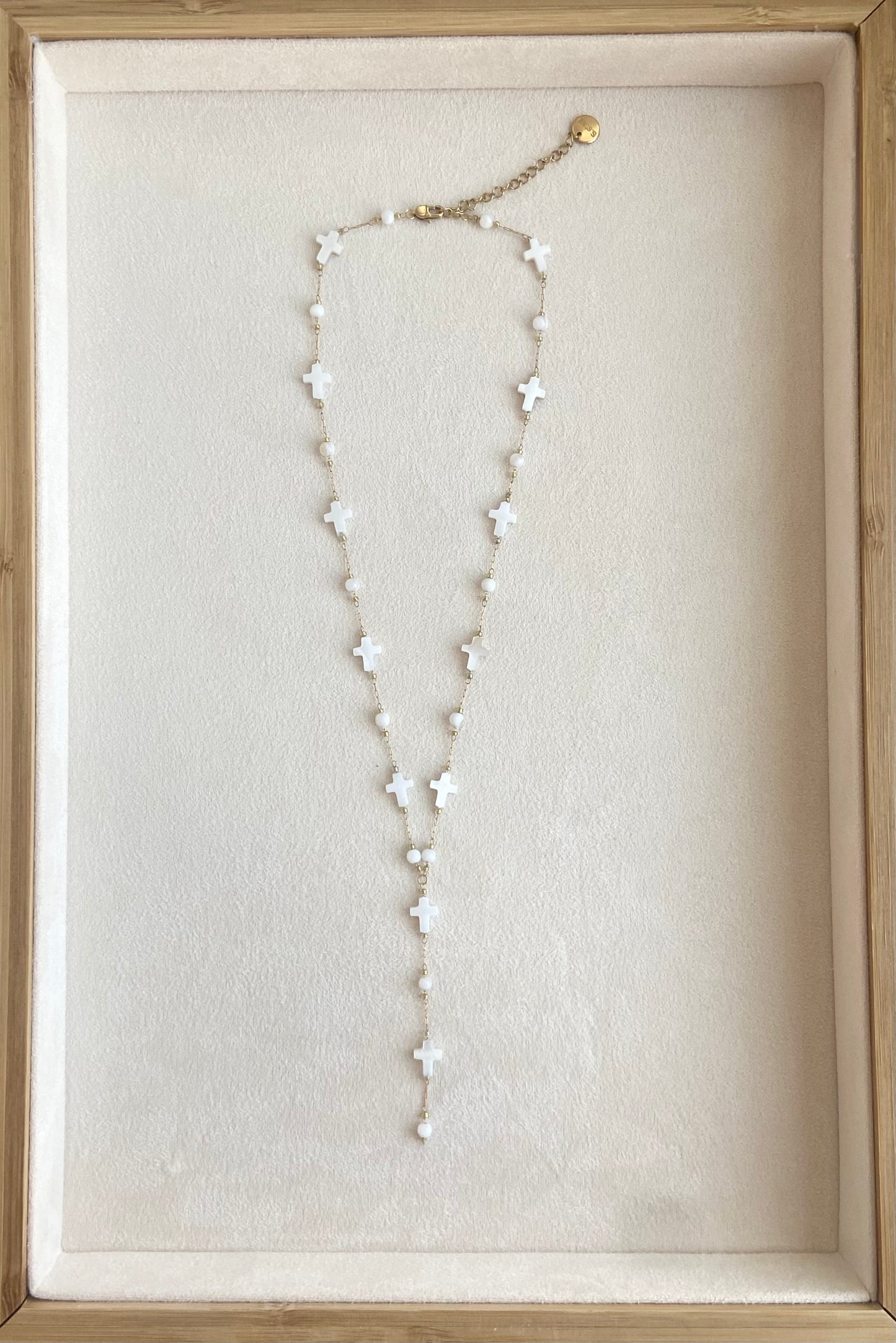 Cross Lariat